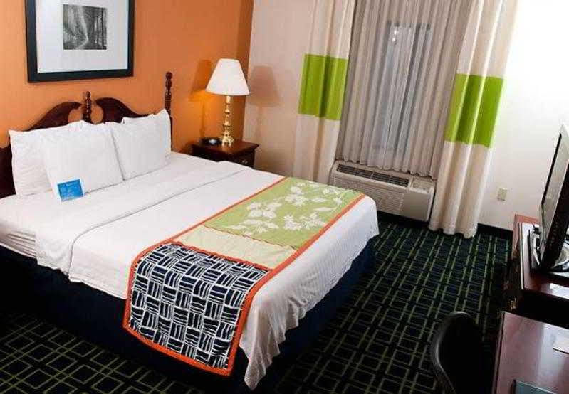 Hotel Fairfield & Airport North